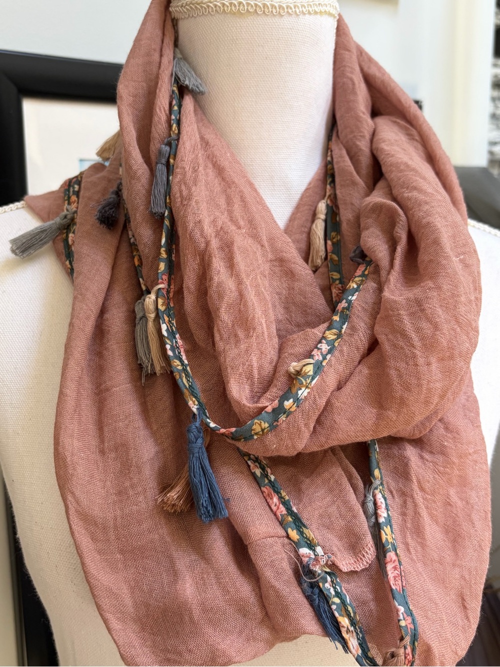 Light Rust Pink Tassel Floral Trim Scarf